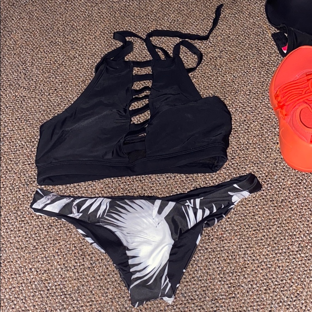Bathing suit